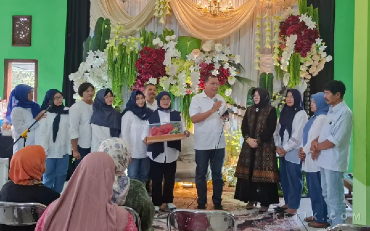 *Profesor Riset BRIN Istiana Hermawati Gelar Syukuran Bareng Sahabat Lama*